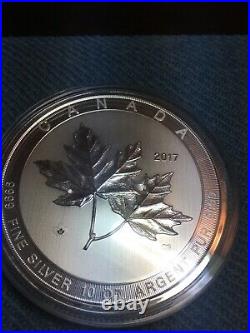Canada 9999 Fine Silver 10 Ounce Coin Magnificent Maple Leaves (2017)