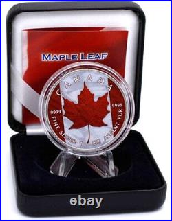 MAPLE LEAF Flag Edition 1 Oz Silver Coin 5$ Canada 2022